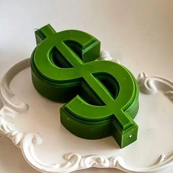 Money on my Mind Manifestation Candle - Picture 3 of 3